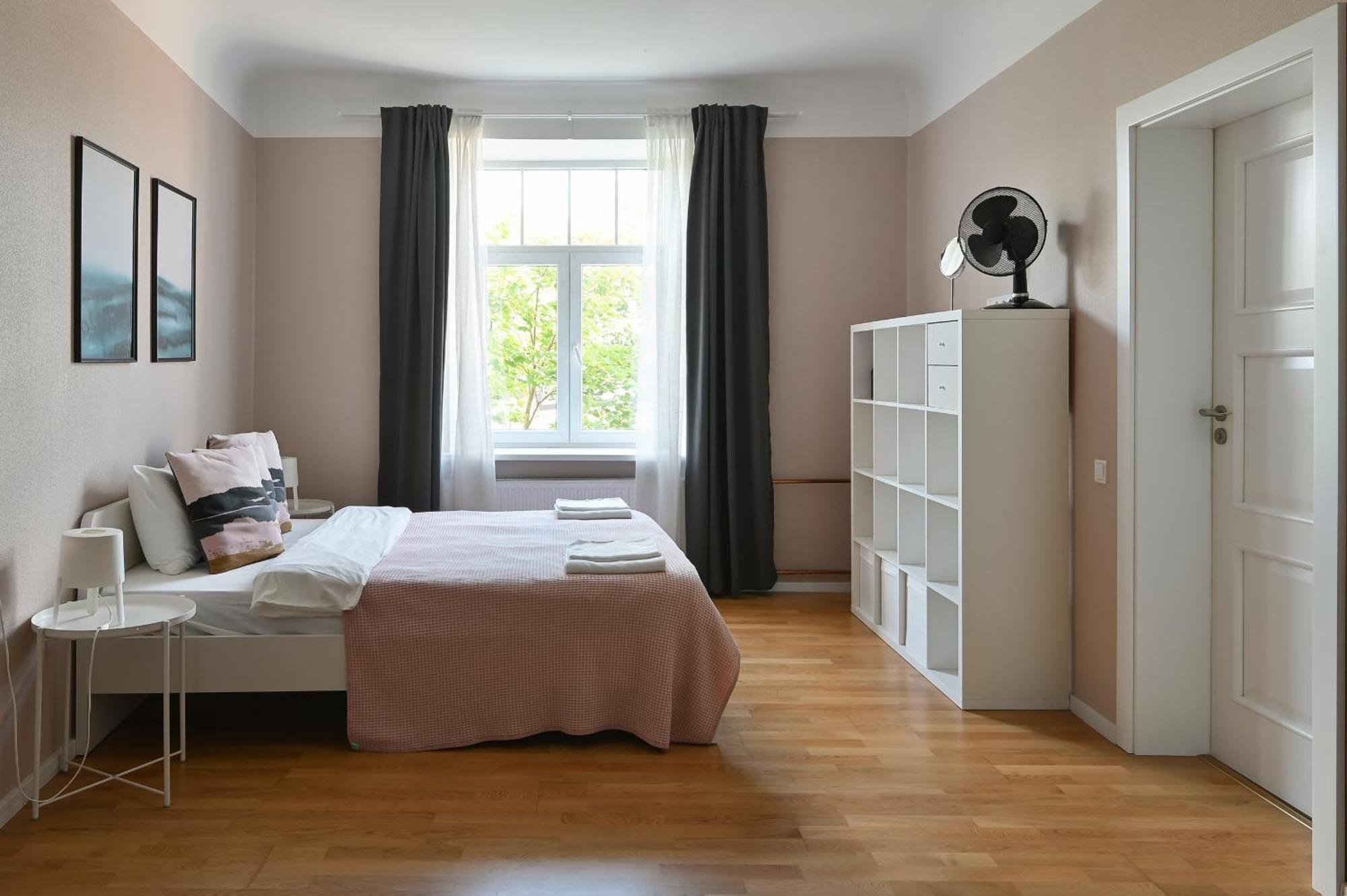 Families & Groups - 4 Bedrooms - Spacious 110m2 - Perfect Location *