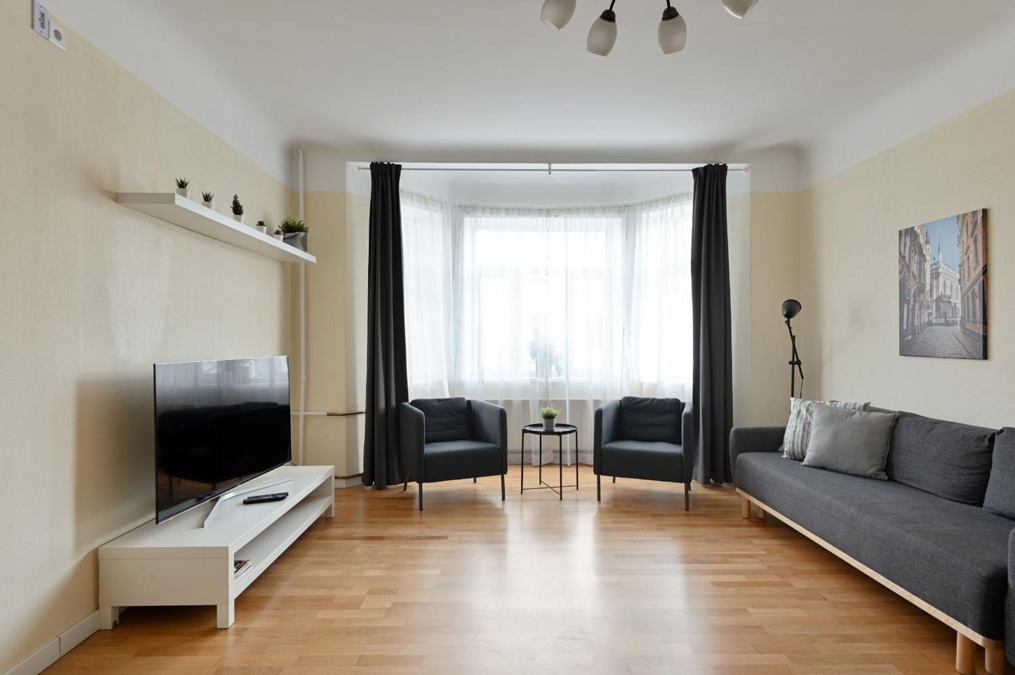 Families & Groups - 4 Bedrooms - Spacious 110m2 - Perfect Location